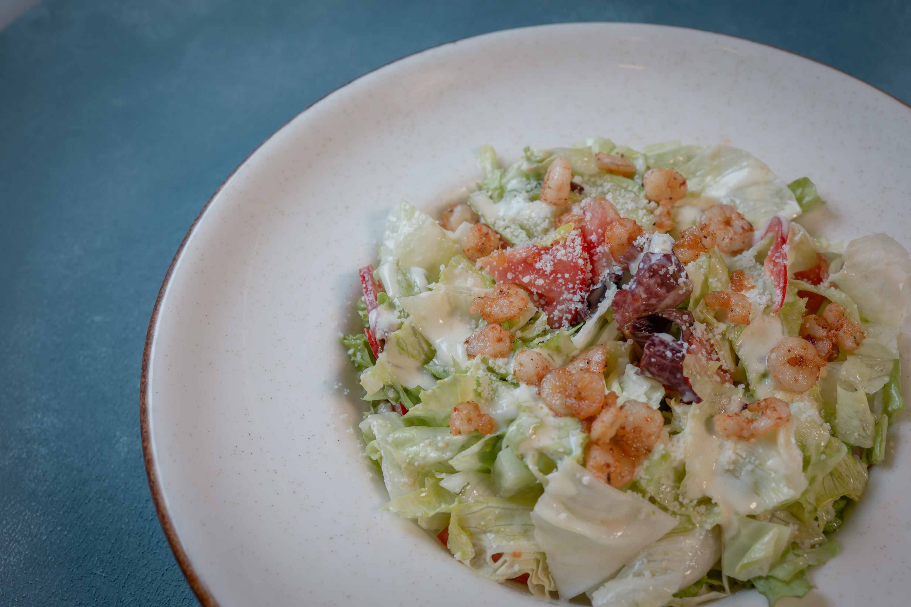 KARİDESLİ SEZAR SALATA